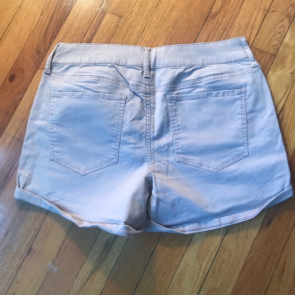 So Shorts - Picture 3 of 13